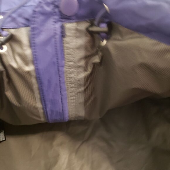The North Face lightweight Rain Jacket women's size S - Picture 9 of 15